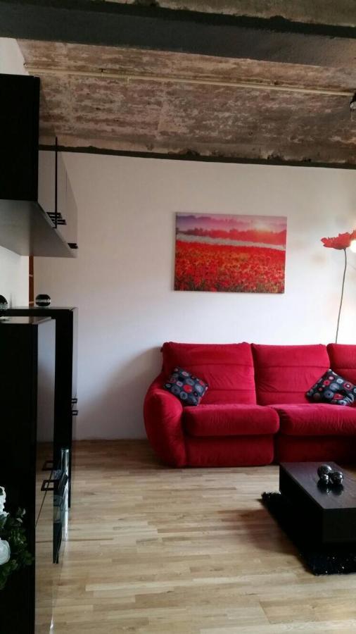 Lister Mills, 327, Silk Warehouse, Lilycroft Rd, Bd9 5bd Apartment *